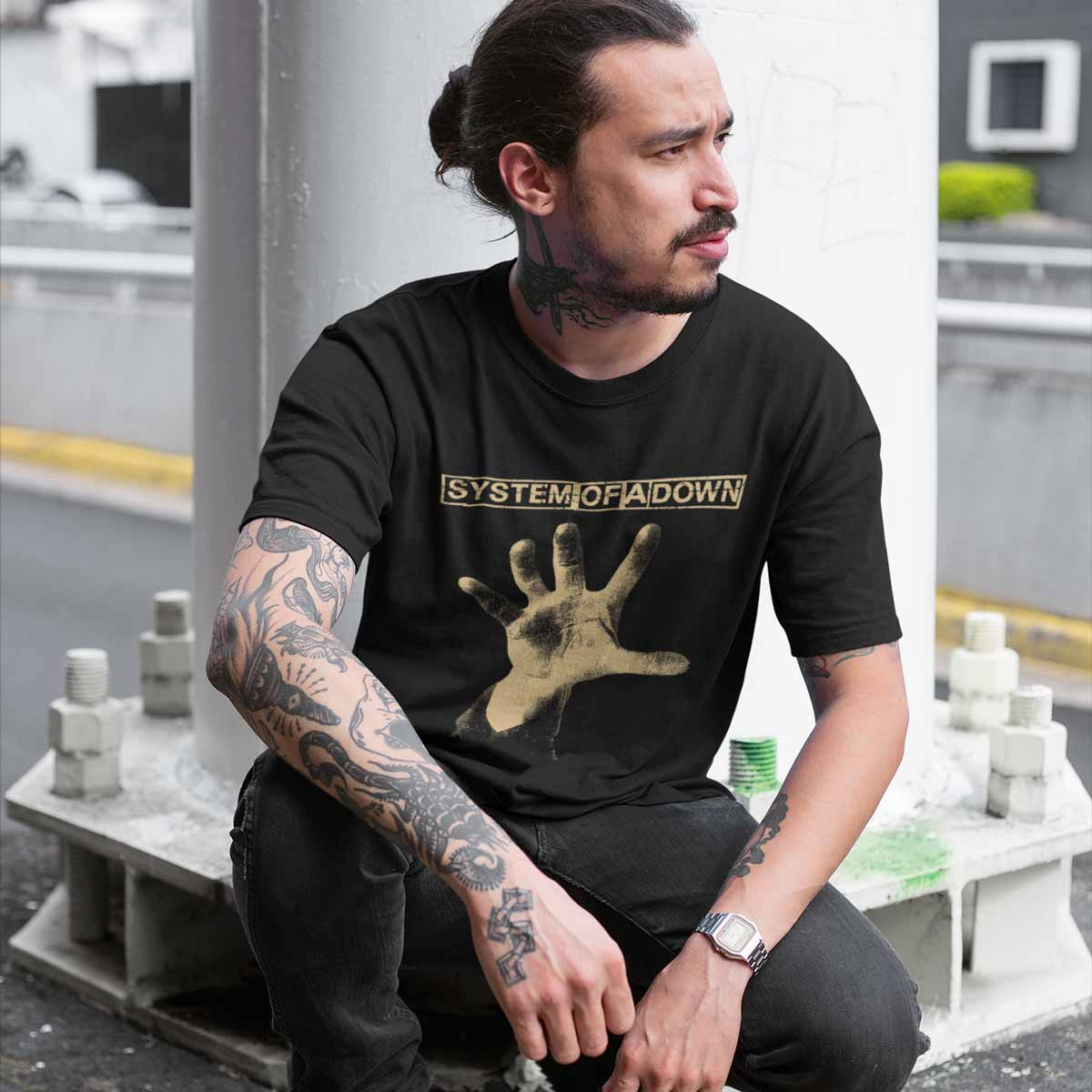 Playera System Of A Down | Mano Portada